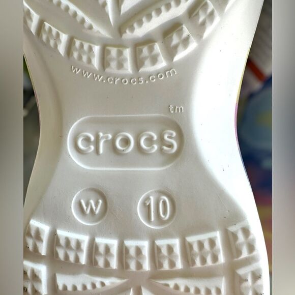 Crocs Classic Platform Tie Dye Clogs Yellow Pink Blue Size 10 - Picture 9 of 11